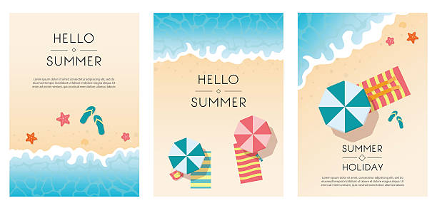 illustrations, cliparts, dessins animés et icônes de ensemble de flyers de voyage d’été avec des articles de plage et des vagues. - sable illustrations