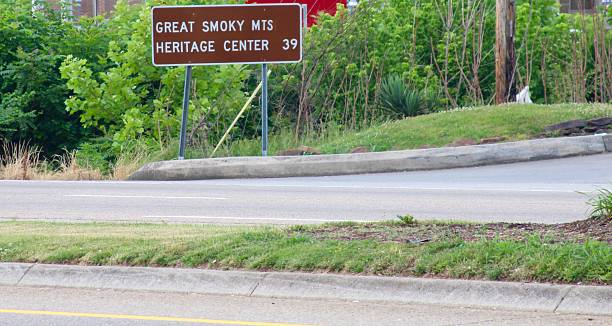 istock Great Smoky Mountain Sign 539950296