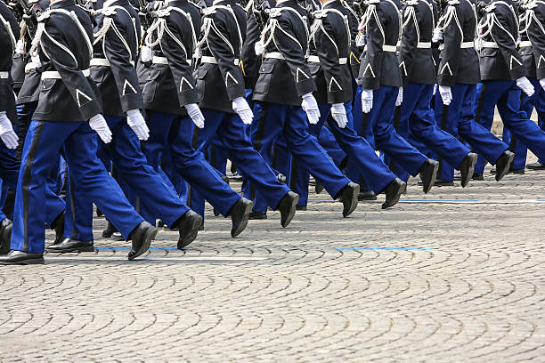 desfile militar durante el lanzamiento ceremonial - battalion fotografías e imágenes de stock