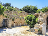 ruinen-der-antiken-stadt-karthago-im-tunesien-nordafrika.jpg?b=1&s=170x170&k=20&c=bREN-KznDFQU8MCYRYQOmybaKeXyxd7DfoqjQq3iiiw=