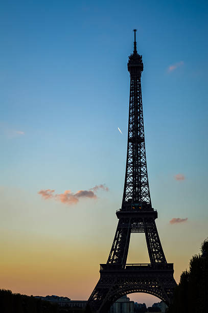 istock Silhouette of the Eiffel Tower at sunset 540106642