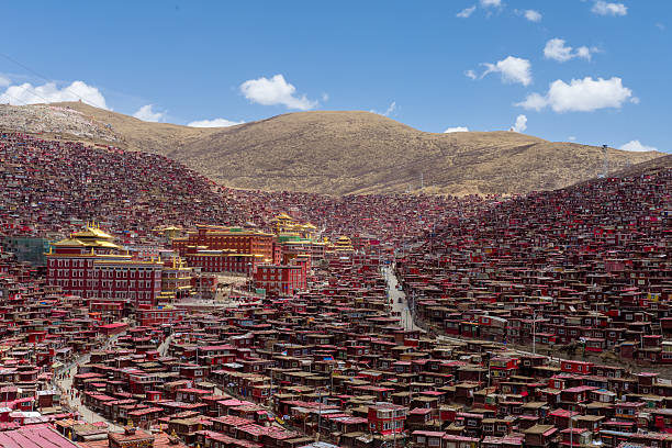 istock Larung gar(Buddhist Academy) in Sichuan, China 540125142