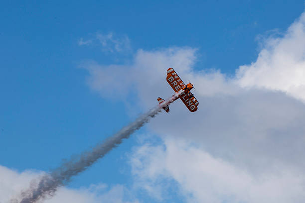 torquay airshow - fomration stock-fotos und bilder