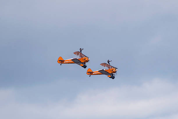 torquay airshow - fomration stock-fotos und bilder