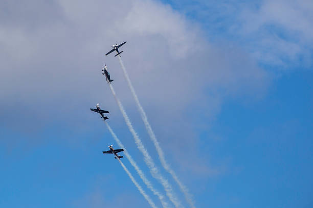 torquay airshow - fomration stock-fotos und bilder