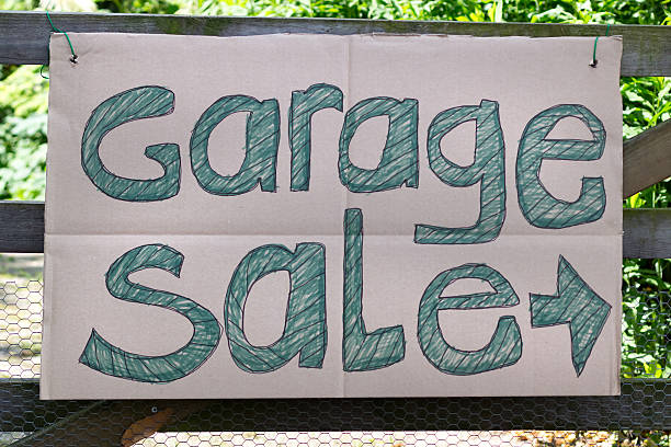 istock Garage Sale Sign on cardboard. 540381994