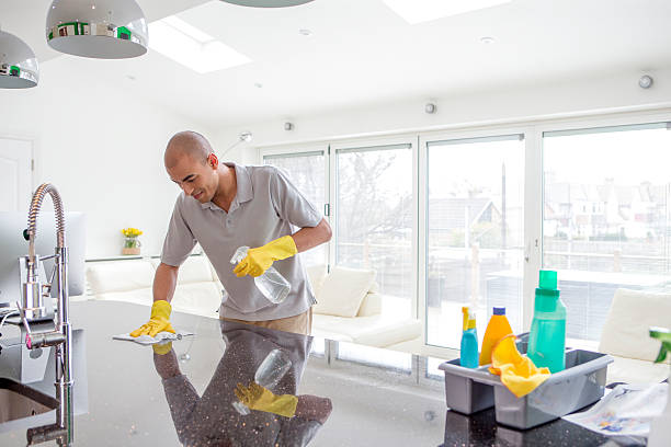 frühling reinigung  - cleaning house cleaner home interior stock-fotos und bilder