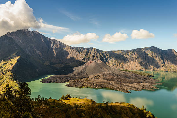 istock Mt Rinjani crater island 540398458