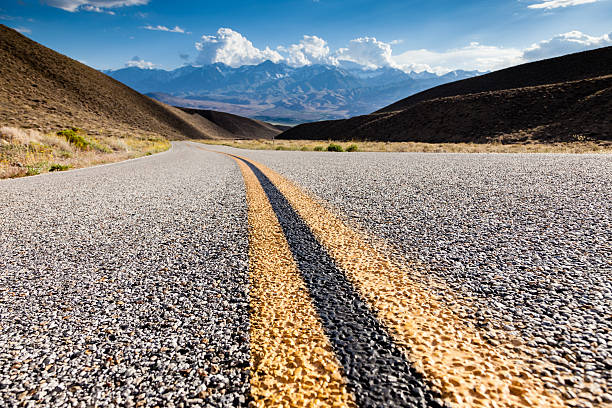 Strada primo piano con vista - foto stock