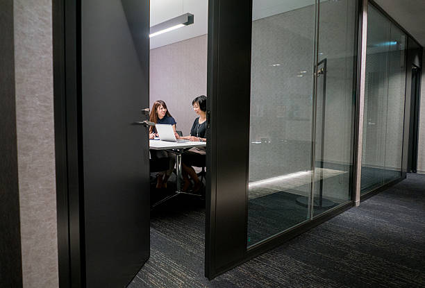 istock Spying at an Asian business meeting 540515522