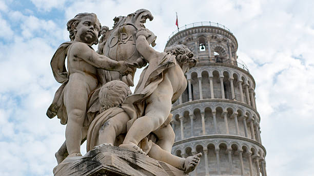 istock Leaning Tower of Pisa 540519256