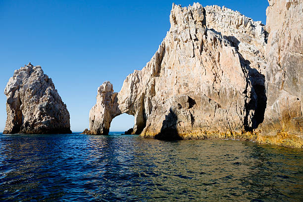 istock Mexico. The Arch Of Cabo San Lucas. 540730740
