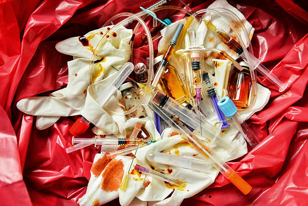 istock Infectious waste must be disposed of in the trash bag 540754508