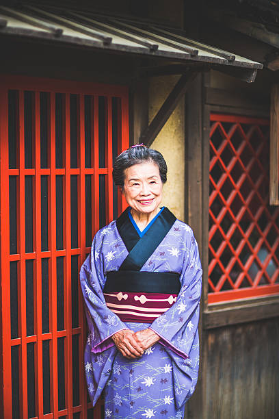 istock Japanese Women 540758328