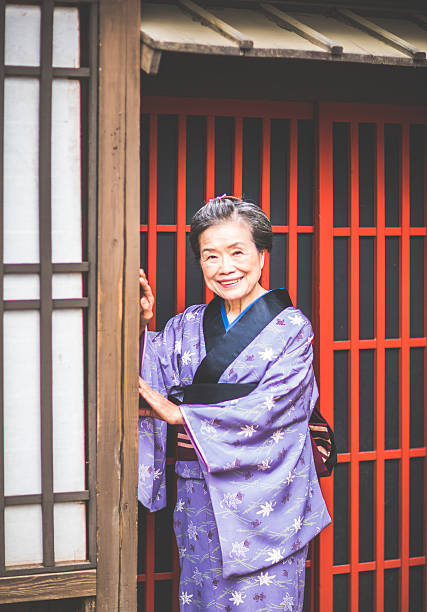 istock Japanese Women 540761332