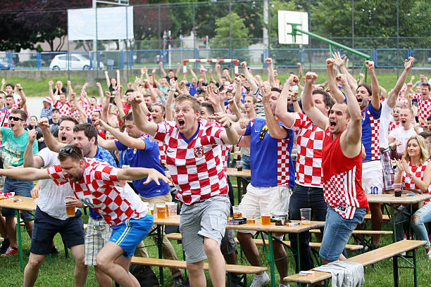 クロアチアのサッカーファン - uefa ストックフォトと画像
