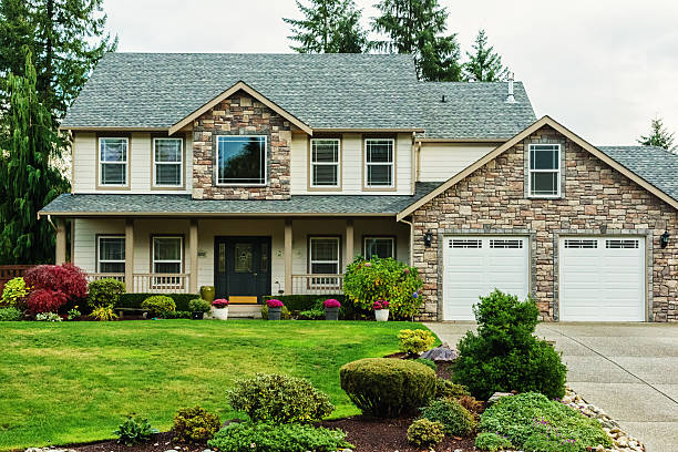 istock American Suburban Home 540847558