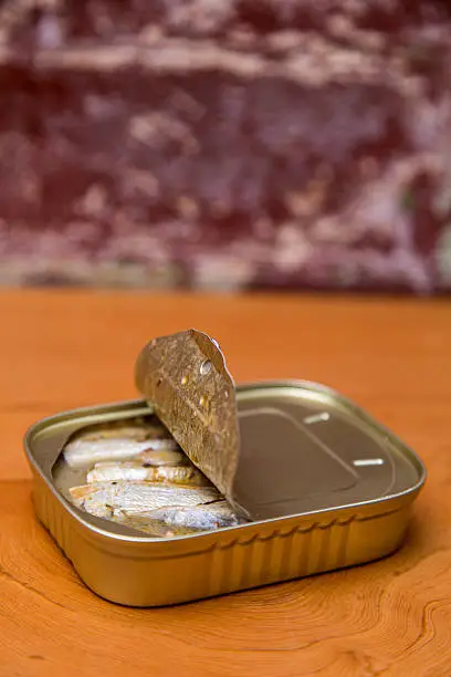 Tinned sardines in springwater