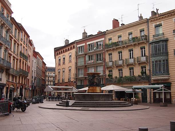 istock Toulouse town square 540963650