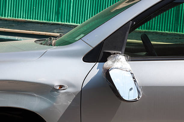 broken car mirror broken car mirror in the street with adhesive tape broken side view mirror stock pictures, royalty-free photos & images