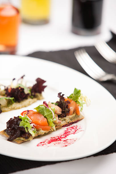 istock Delicious appetizer with shrimps on crispy bread 540985174