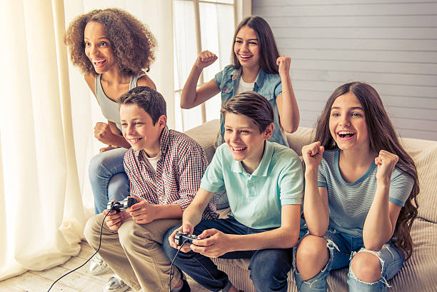 istock Teenagers at home 540990016