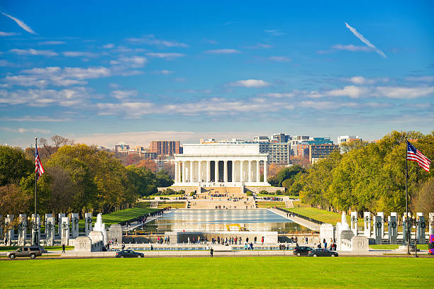 istock Lincoln memorial in Washington DC 541146474