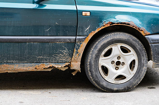 錆や腐食が付いている車 - rust rusty old rotting ストックフォトと画像