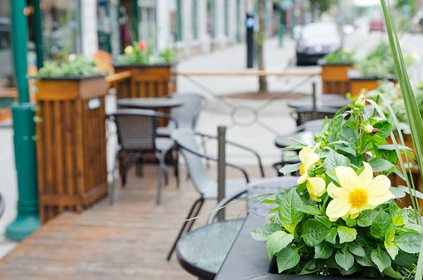istock Outdoor restaurant patio 541295852