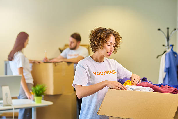 istock clothing charity volunteer 541307174