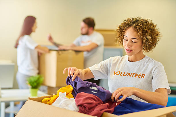 istock homeless charity volunteer 541307458