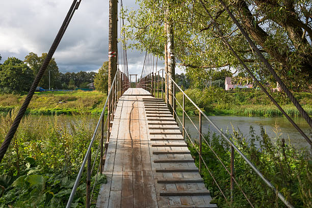 istock Suspension bridge over the Moscow River 541309954