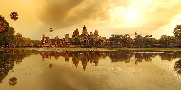 angkor wat  - wat blue ancient old stock-fotos und bilder