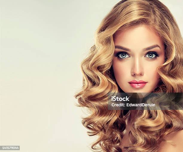 Beautiful Girl Blonde With An Elegant Hairstyle Stock Photo - Download  Image Now - Make-Up, Stage Make-Up, Fashion Model - iStock