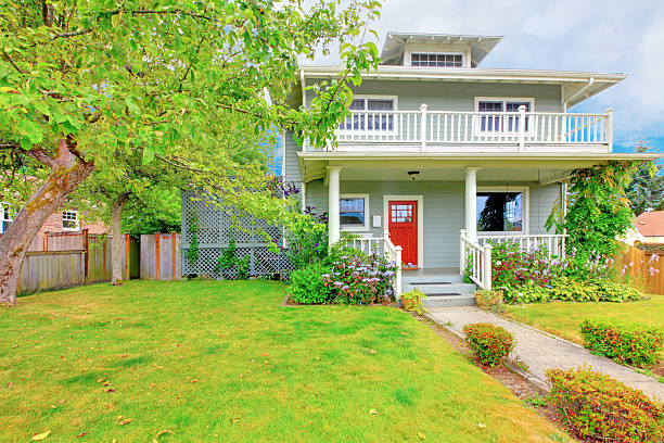 istock American green two level house exterior 541582988