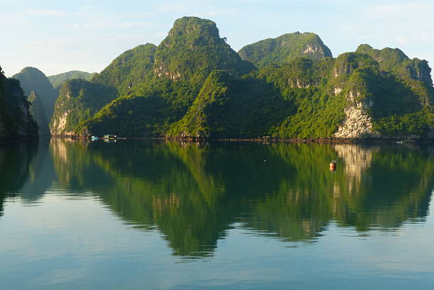 istock Vietnam- halong bay, landscape,sugar loaf 541592080