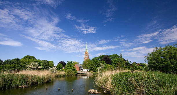 dom of schleswig in schleswig-holstein! - schleswig imagens e fotografias de stock