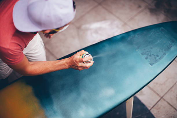 colorante de la tabla de surf - craft adult blue busy fotografías e imágenes de stock