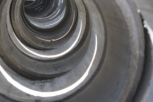 Composition made from concrete drainage pipes