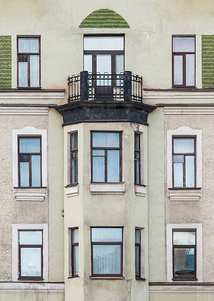 istock Windows and bay window on facade of apartment building 542003814