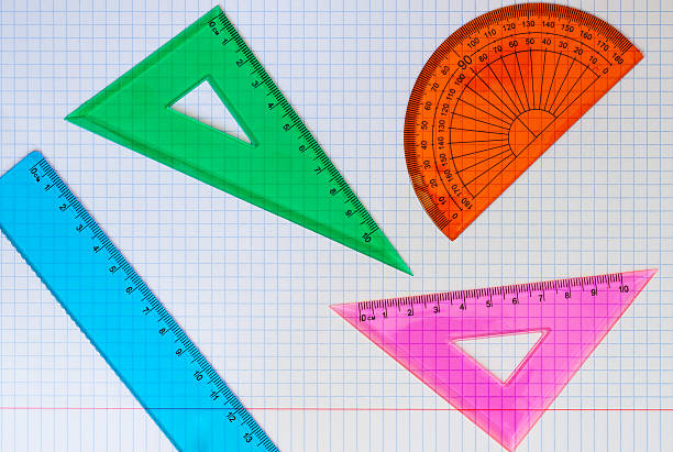 삼각형, 눈금자 및 트랙터가 있는 형상 세트 - geometry mathematics mathematical symbol triangle 뉴스 사진 이미지