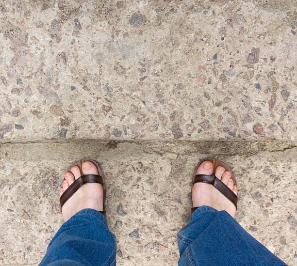 istock Feet on the stairs. 542006444