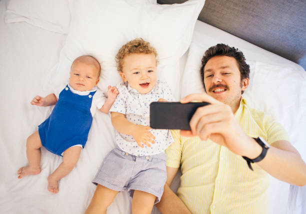 istock Father with two children making a selfie 542015982