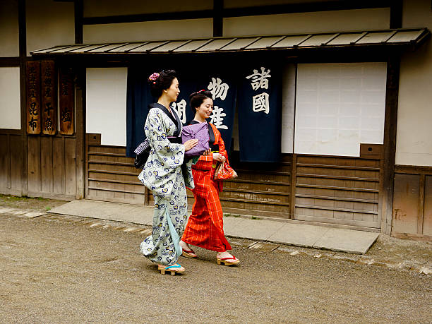 istock Japanese Women in Edo Period Town 542075528