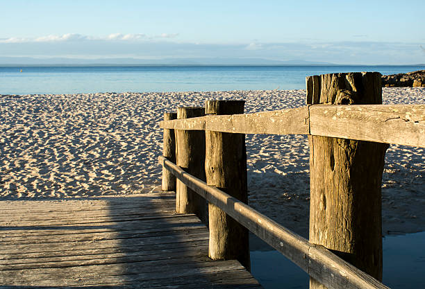 istock Trail to the ocean 542081410