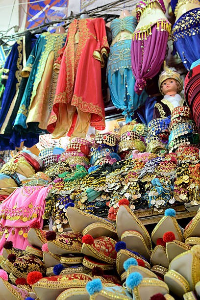 istock Traditional Turkish Clothing at Grand Bazaar 542085122