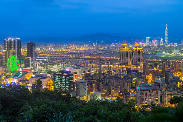 istock Skyline of Taipei city 542109694
