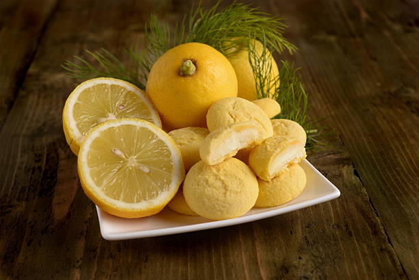 Pastries filled with lemon cream