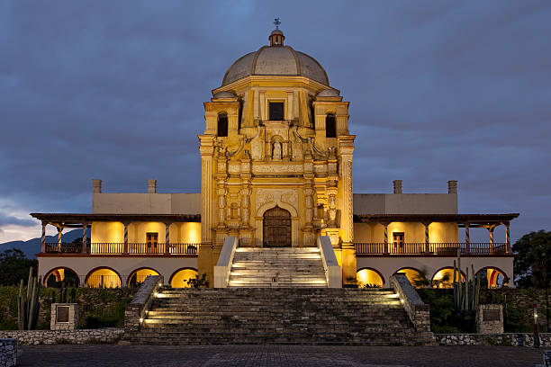 Iglesias En Monterrey - Banco de fotos e imágenes de stock - iStock