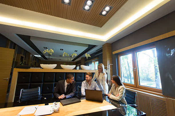 istock Business people 542195326